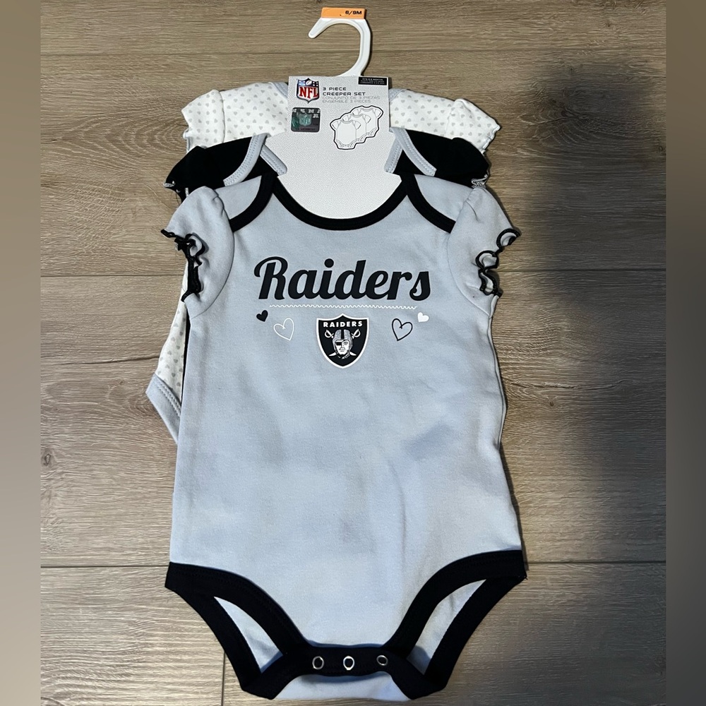 NFL Las Vegas Raiders Baby Bodysuit Set
